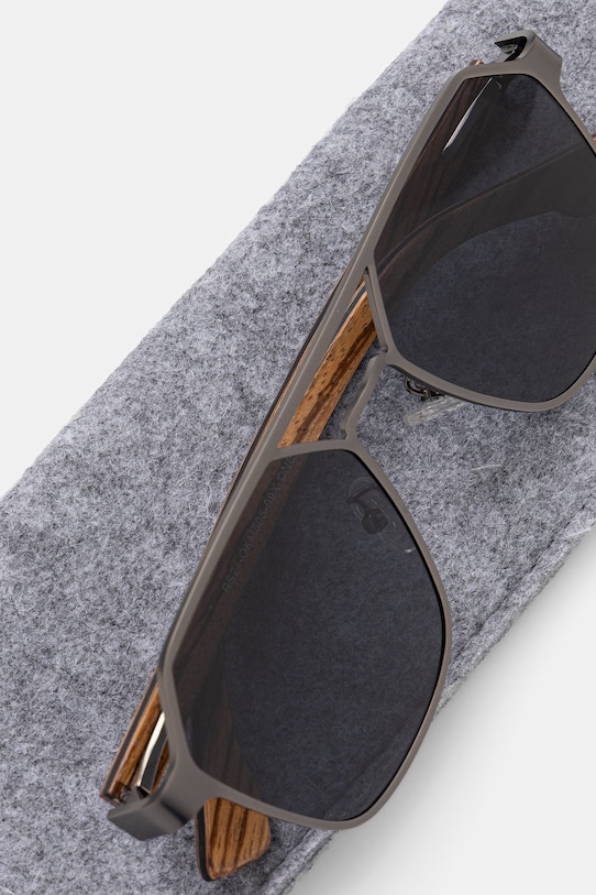 Akcesoria Okulary przeciwsłoneczne męskie z polaryzacją kolor czarny RS24-OKM505 czarny