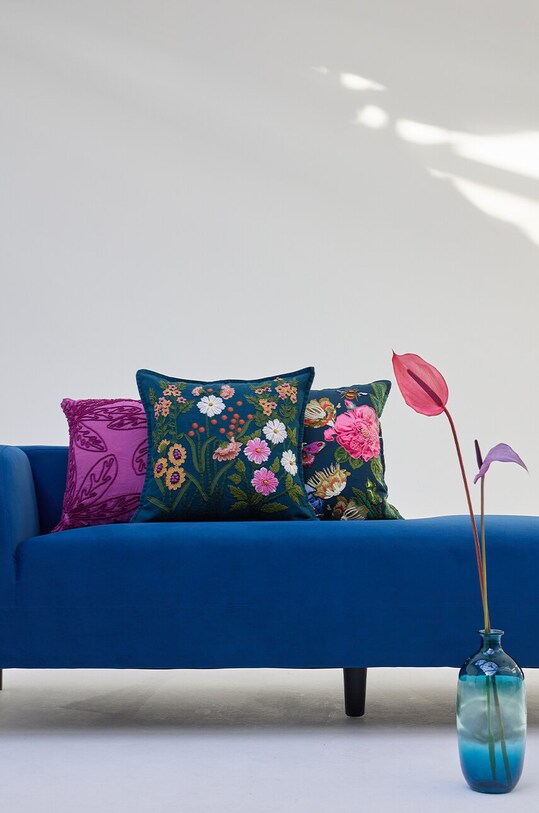Poszewka dekoracyjna na poduszkę z ozdobną aplikacją 45 x 45 cm kolor multicolor multicolor RS24.PSU501