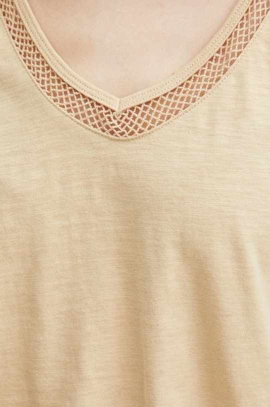 T-shirt bawełniany damski z ozdobnymi wstawkami kolor beżowy RS24.TSD093 beżowy