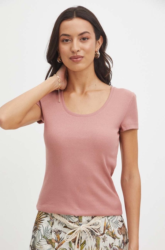 T-shirt damski prążkowany z domieszką elastanu i modalu kolor różowy różowy RS24.TSD0B3