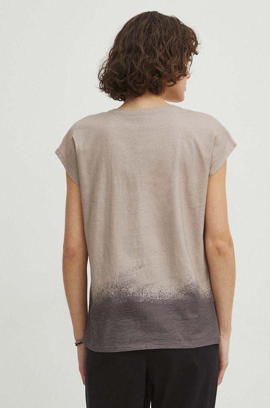 T-shirt bawełniany damski by Karolina Liczman, Grafika Polska kolor beżowy beżowy RS24.TSD450