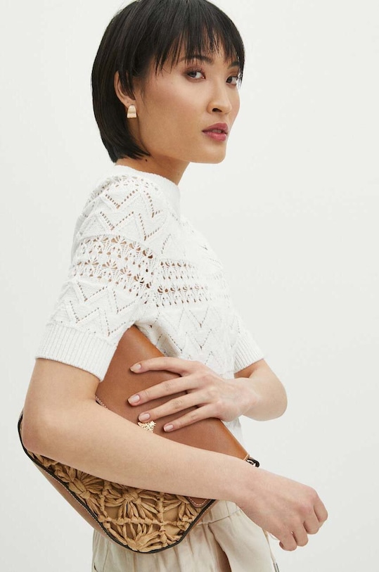 T-shirt bawełniany damski z domieszką elastanu ażurowy kolor beżowy gładkie beżowy RS24.TSD609