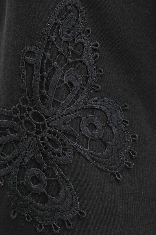 T-shirt bawełniany damski z domieszką elastanu z aplikacją kolor czarny RS24.TSD703