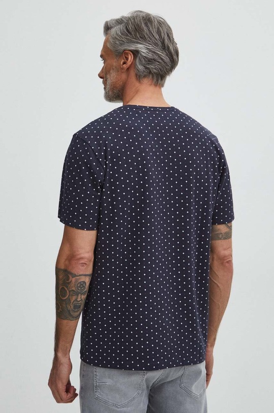 Oblečenie Bavlnené tričko pánske zo štruktúrneho úpletu tmavomodrá farba RS24.TSM055 tmavomodrá