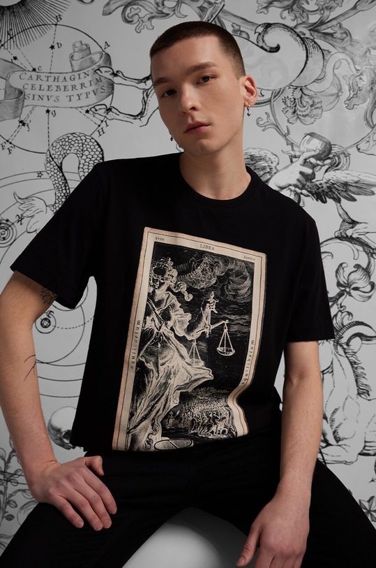 T-shirt bawełniany męski z kolekcji Zodiak - Waga kolor czarny okrągły czarny RS24.TSM156