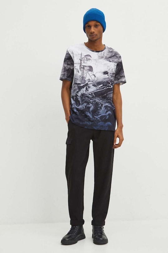 Odzież T-shirt bawełniany męski z kolekcji Zodiak - Wodnik kolor multicolor RS24.TSM160 multicolor