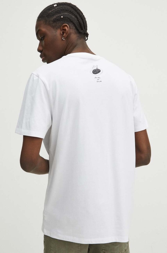 Odzież T-shirt bawełniany męski z domieszką elastanu by Magda Danaj - Porysunki kolor biały RS24.TSM210 biały