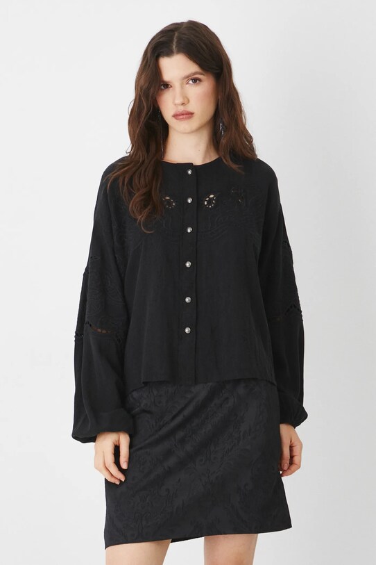 Bluzka damska oversize z ozdobnymi haftami kolor czarny pozostałe czarny RS25.BDD102