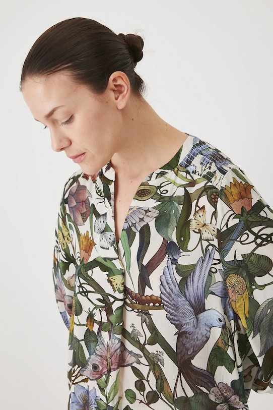 Bluzka damska z wiskozy wzorzysta kolor beżowy beżowy RS25.BDD907