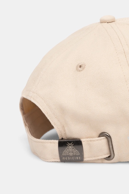 Памучна шапка с козирка Medicine бежов RS25.CAD250