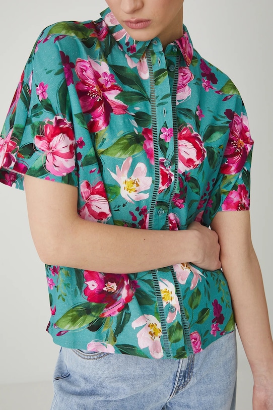 Koszula z domieszką lnu w kwiaty kolor turkusowy casual turkusowy RS25.KKD070
