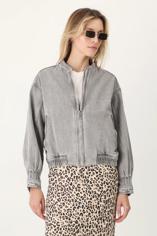 Kurtka bomber jeansowa damska z efektem sprania kolor szary jeans szary RS25.KUD505