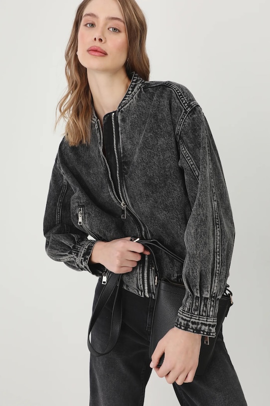 Kurtka bomber jeansowa damska z efektem sprania kolor czarny jeans czarny RS25.KUD505