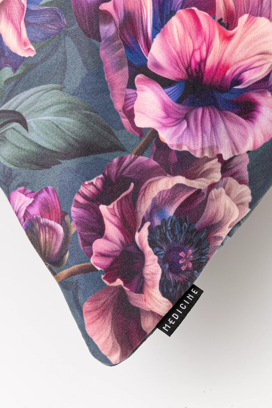 Sypialnia Poszewka dekoracyjna na poduszkę w kwiaty 40 x 60 cm kolor multicolor RS25.PSU301 multicolor