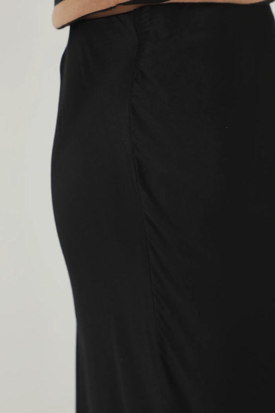 Φούστα Medicine μαύρο RS25.SDD401