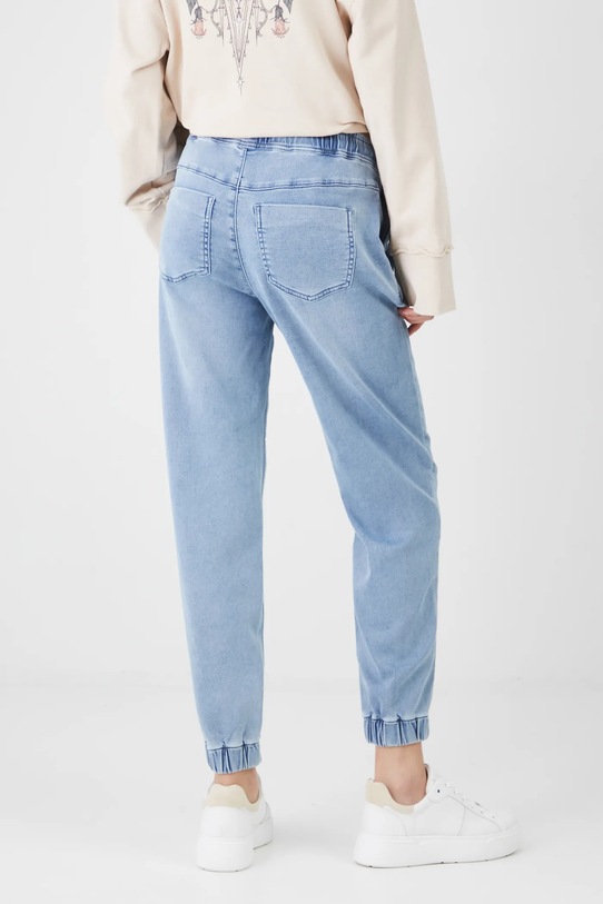 Oblačila Kavbojke Medicine RS25.SJD411 modra