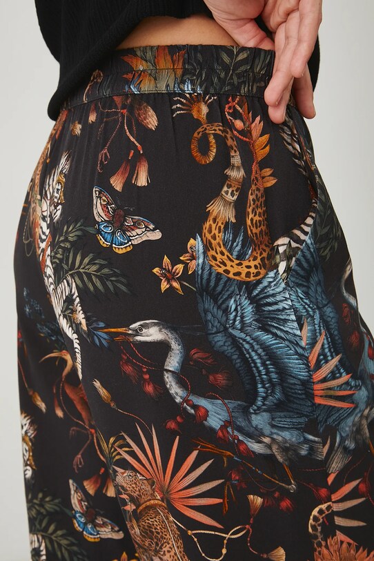 Spodnie damskie wide leg z wiskozy kolor czarny czarny RS25.SPD803