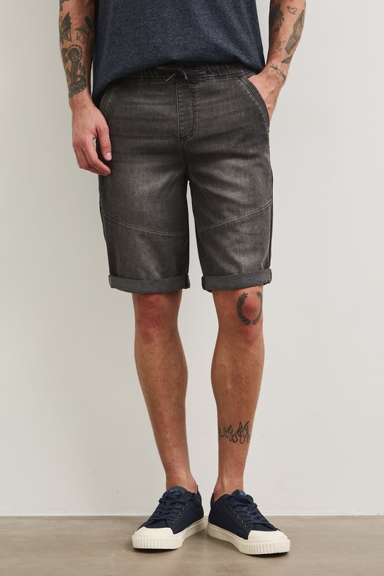 Odzież Szorty jeansowe męskie z efektem sprania kolor czarny RS25-SZM078 czarny