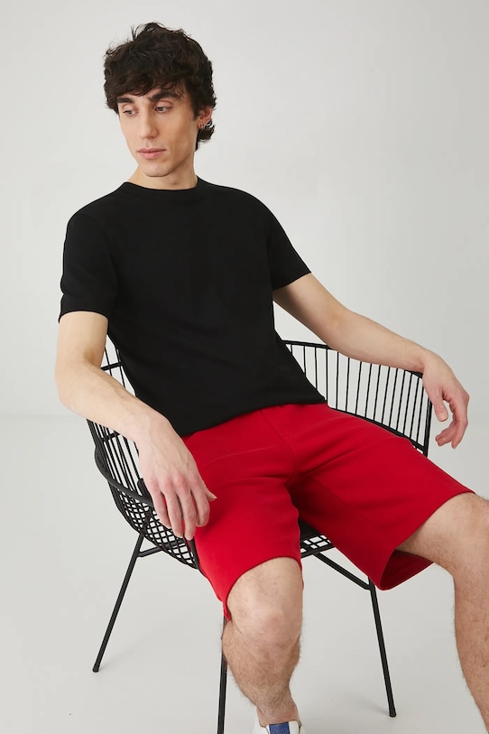 Medicine pantaloni scurti tricotaj rosu RS25.SZM080