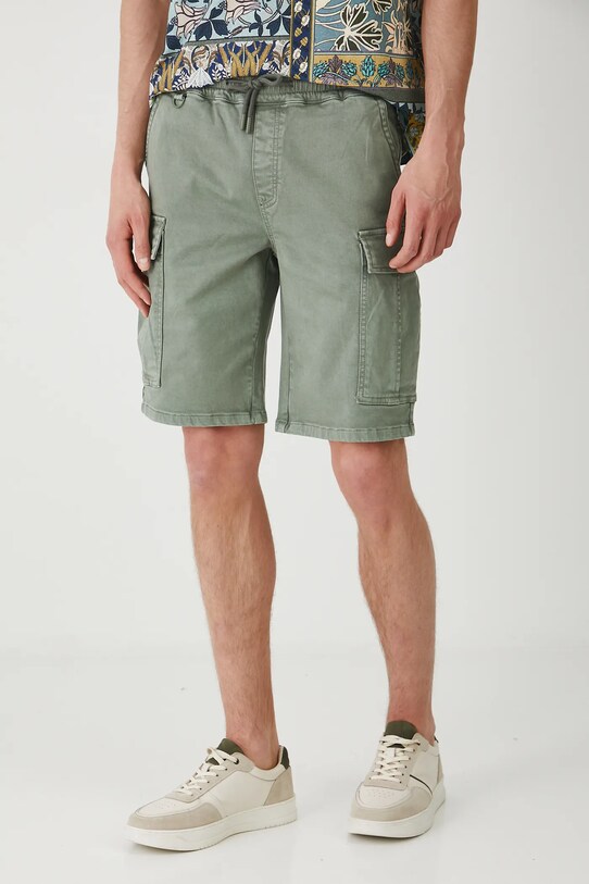 Szorty jeansowe męskie z kieszeniami cargo kolor zielony RS25.SZM924 zielony RS25