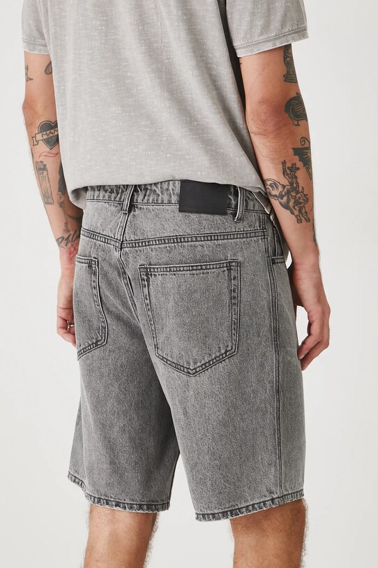 Îmbrăcăminte Medicine pantaloni scurti jeans RS25.SZM932 gri