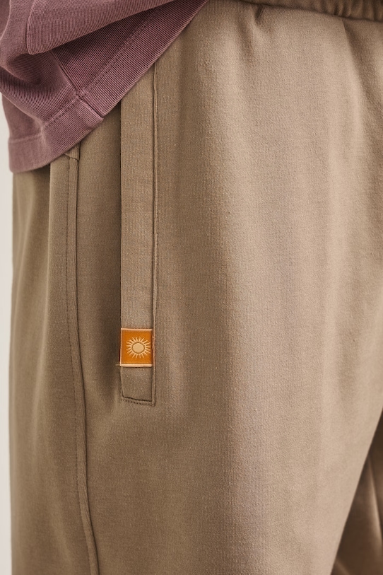 Medicine szorty RS25-SZMB31 brązowy