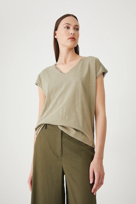 Bavlněné tričko dámské s ozdobnými vsadkami zelená barva regular zelená RS25.TSD090