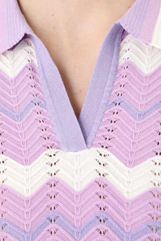 T-shirt damski z wiskozą z fakturą kolor różowy RS25.TSD502