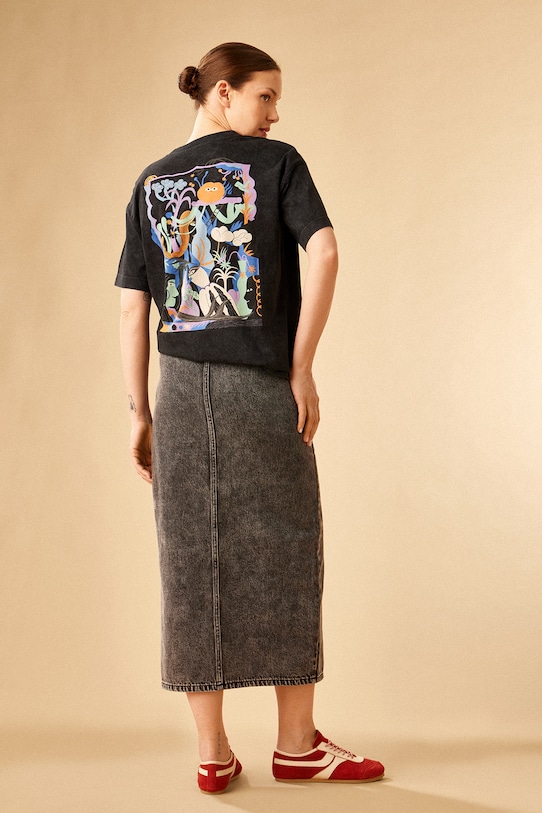 T-shirt bawełniany damski by Barbora Idesová, Sense of Values kolor czarny okrągły czarny RS25.TSD657