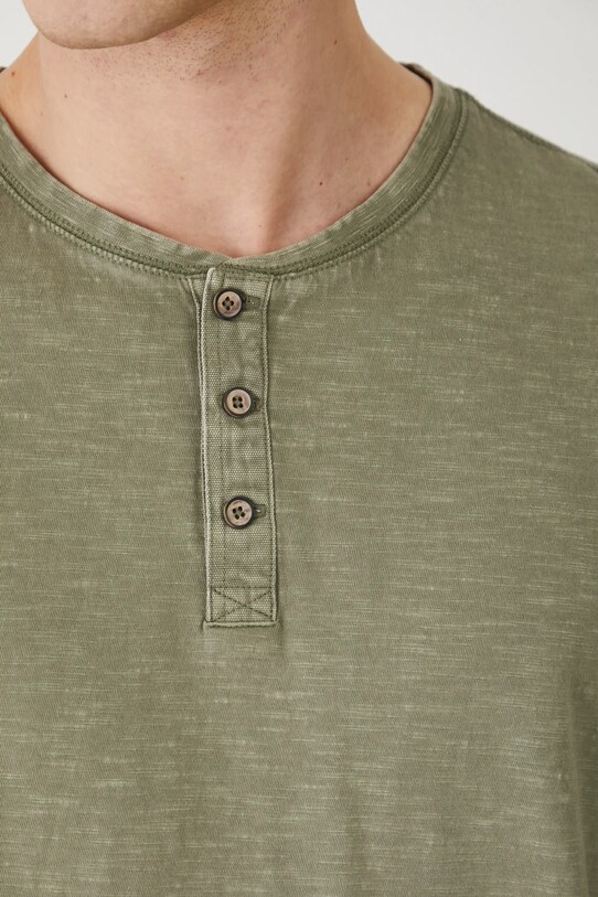 Bavlnené tričko pánske s praným efektom zelená farba RS25.TSM090 zelená