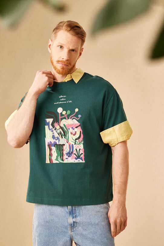 T-shirt bawełniany męski by Barbora Idesová, Sense of Values kolor zielony okrągły turkusowy RS25.TSM655