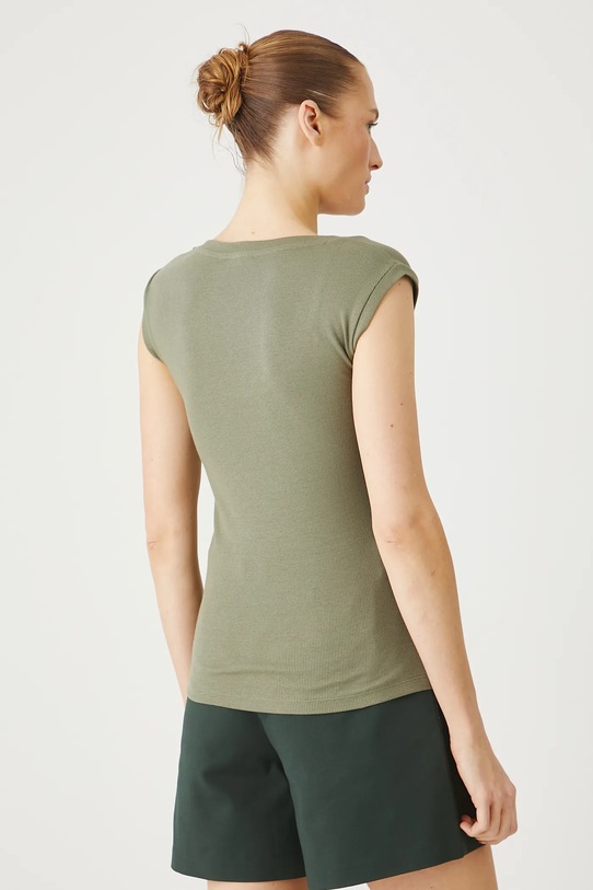 Îmbrăcăminte Medicine top RS25.TTD0B1 verde