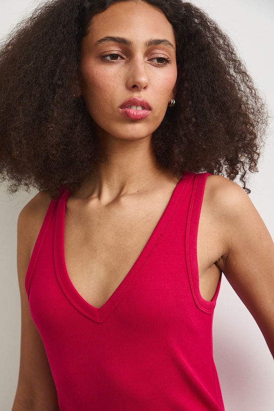 Топ Medicine червен RS25-TTD0B4