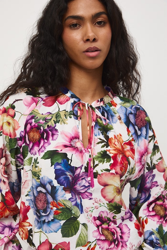 Medicine bluzka damska z wiskozy biały RS26-BDD052