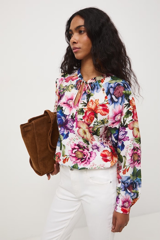 Medicine bluzka damska z wiskozy biały RS26-BDD052