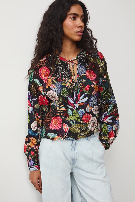 Medicine bluzka damska z wiskozą czarny RS26-BDD052