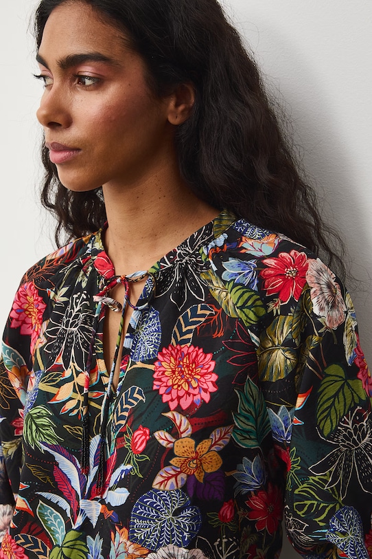 Medicine bluzka damska z wiskozą czarny RS26-BDD052