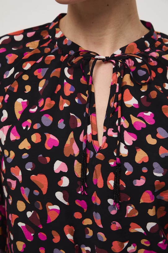 Medicine bluzka damska z wiskozy RS26-BDD052 czarny