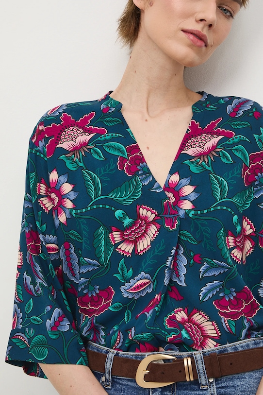 Bluzka damska z wiskozy w kwiaty turkusowy RS26-BKD030