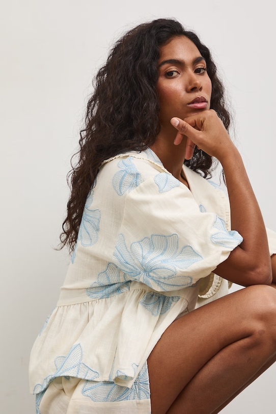 Bluzka damska z lnem beżowy RS26-BKD802