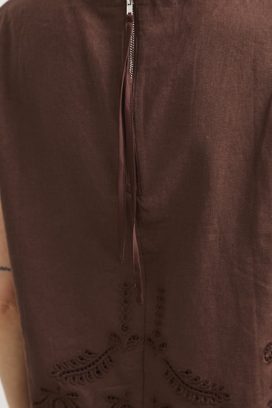 Bluzka damska z lnem z haftem RS26-BKD902