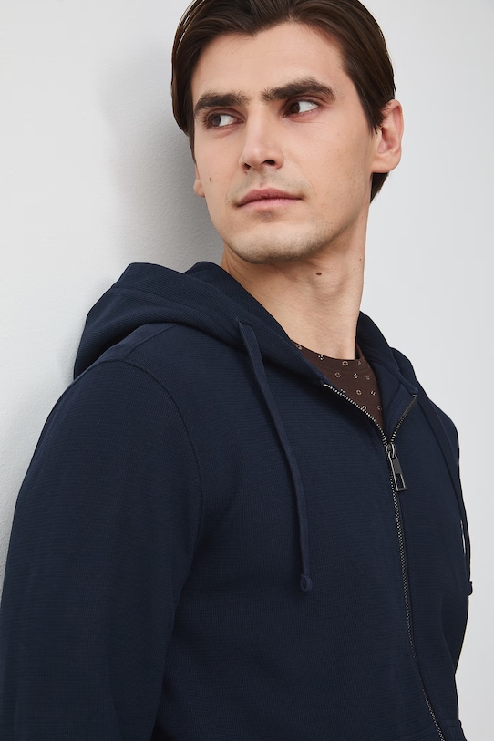 Medicine bluza rozpinana z kapturem męska bawełniana z elastanem granatowy RS26-BLM051