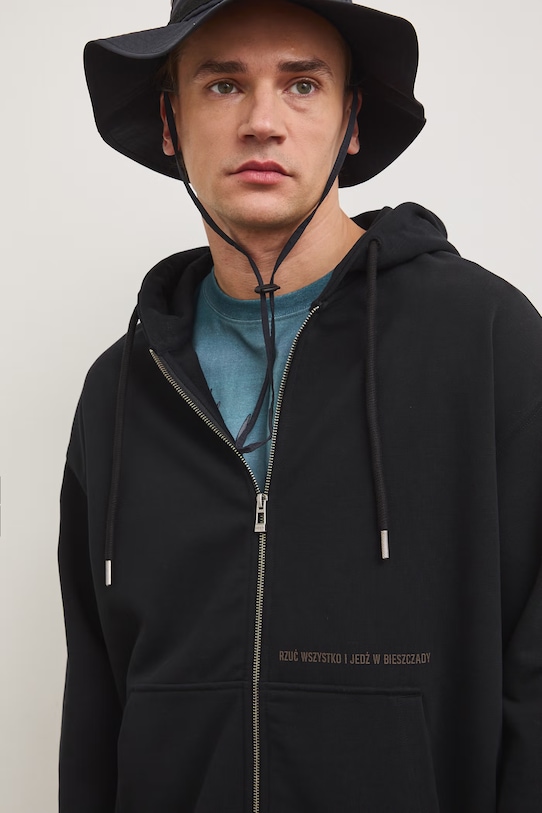 Bluza rozpinana z kapturem męska z kolekcji Bieszczadzki Park Narodowy x Medicine RS26-BLM855 czarny