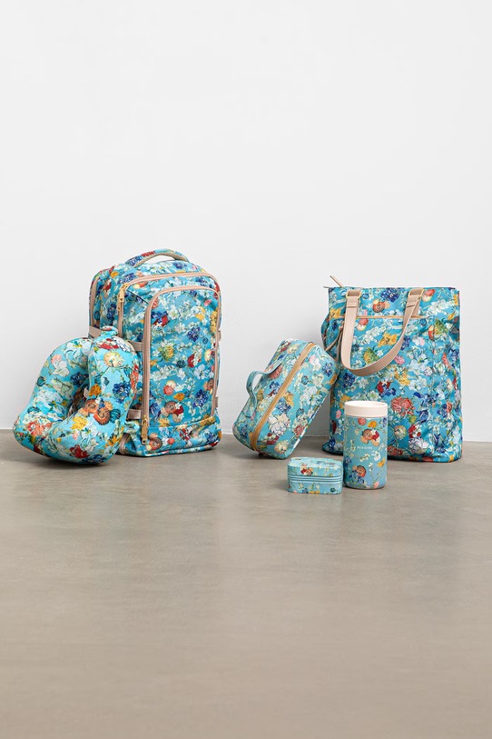 Poduszka podróżna z kolekcji Eviva L'arte RS26-GEU250