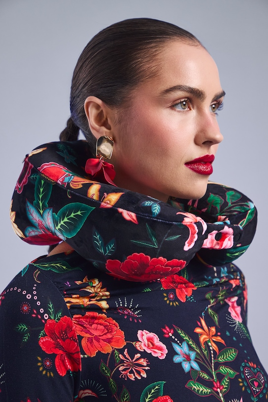 Poduszka podróżna wzorzysta czarny RS26-GEU401