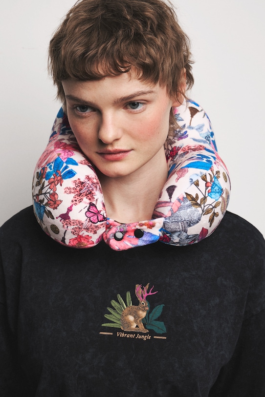 Medicine poduszka podróżna w kształcie litery U multicolor RS26-GEU651