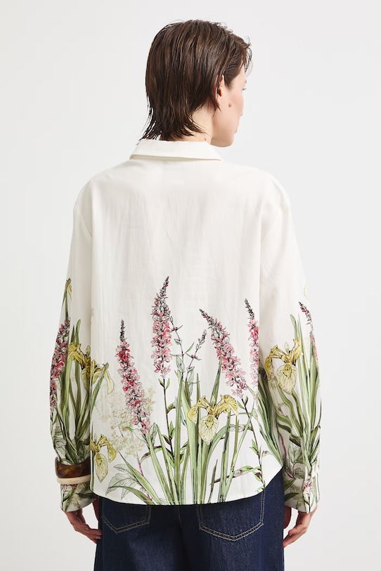 Koszula damska z dodatkiem lnu z kolekcji Bieszczadzki Park Narodowy x Medicine biały RS26-KDD850