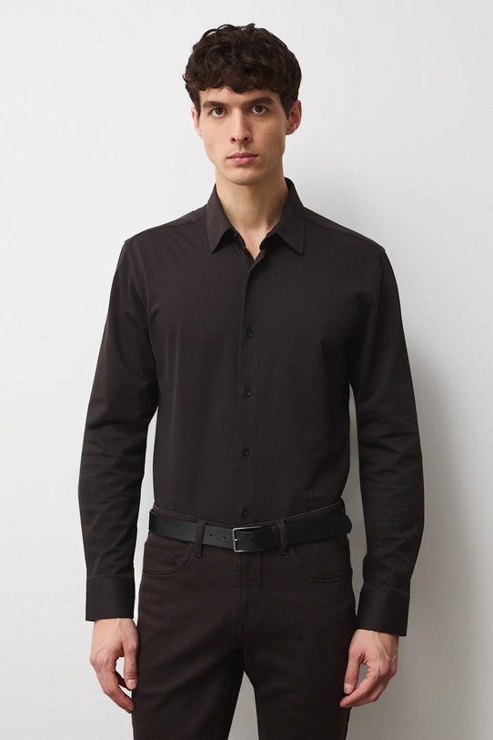 Koszula męska z kołnierzykiem klasycznym z fakturą brązowy RS26-KDM010