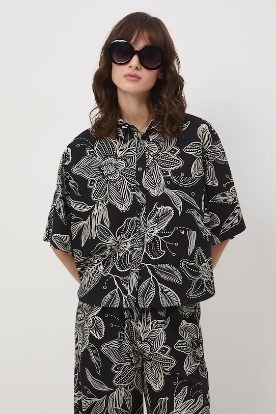 Košeľa dámska s viskózou s kvetmi čierna RS26-KKD070