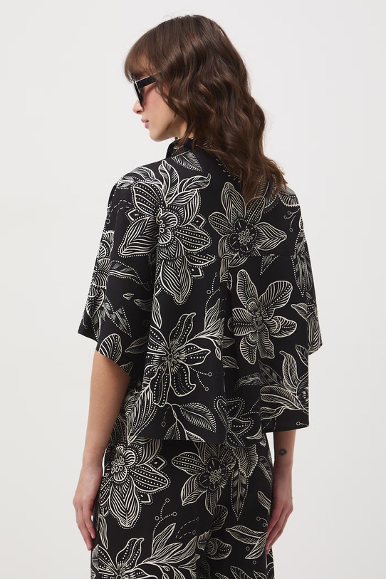 Oblečenie Košeľa dámska s viskózou s kvetmi RS26-KKD070 čierna